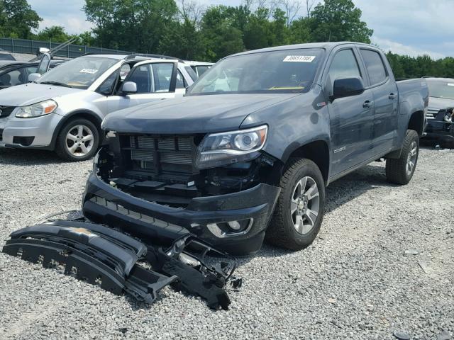 1GCPTDE18J1198563 - 2018 CHEVROLET COLORADO Z GRAY photo 2