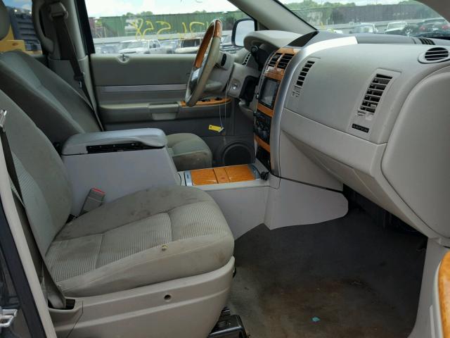 1A8HW58PX9F705553 - 2009 CHRYSLER ASPEN LIMI 黑色 照片 5