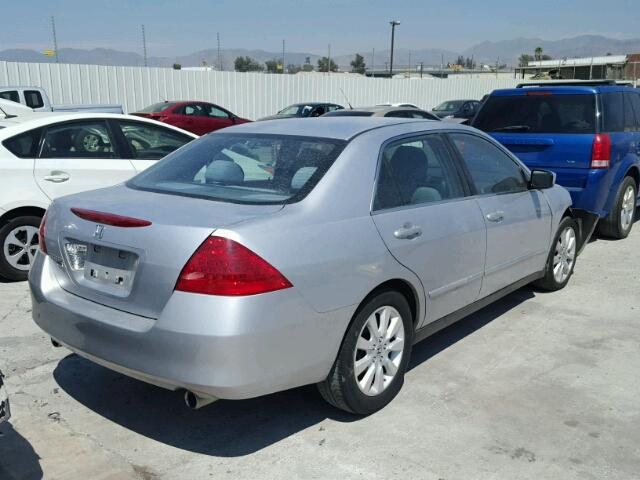 1HGCM66407A030295 - 2007 HONDA ACCORD SE GRAY photo 4