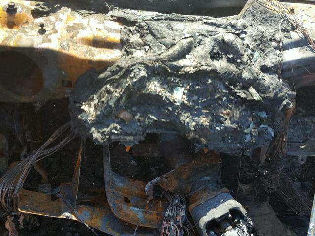 1G2WP52K83F131359 - 2003 PONTIAC GRAND PRIX 烧焦的 照片 8