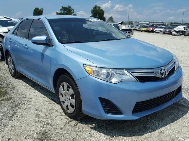 4T1BF1FK0EU740679 - 2014 TOYOTA CAMRY L BLUE photo 1