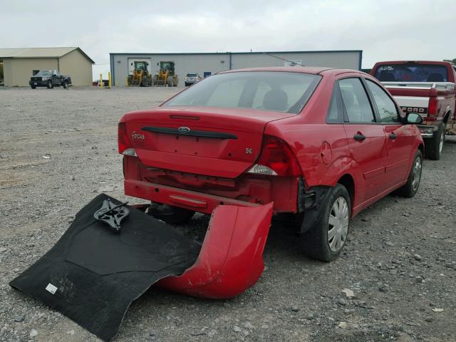 1FAFP34384W168408 - 2004 FORD FOCUS SE C RED photo 4