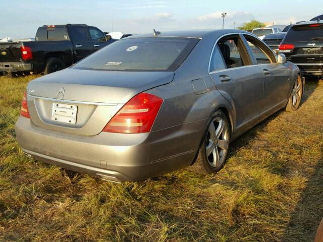 WDDNG7DB7CA419747 - 2012 MERCEDES-BENZ S 550 GRAY photo 4