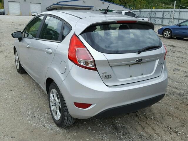 3FADP4EJ5FM132849 - 2015 FORD FIESTA SE SILVER photo 3