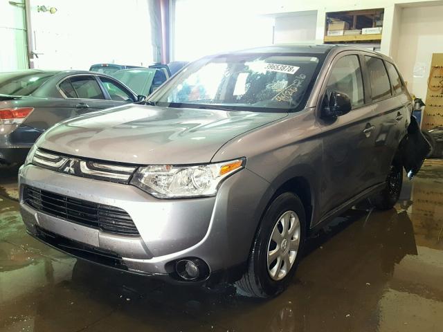 JA4AD2A30EZ014426 - 2014 MITSUBISHI OUTLANDER GRAY photo 2