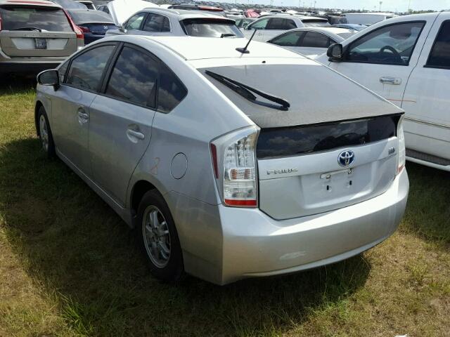 JTDKN3DU7B0258737 - 2011 TOYOTA PRIUS SILVER photo 3