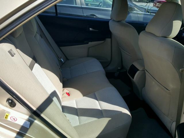 4T1BF1FK2CU009071 - 2012 TOYOTA CAMRY BASE BEIGE photo 8