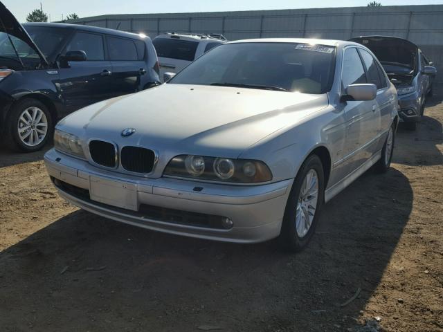 WBADT63452CH99978 - 2002 BMW 530 I AUTO SILVER photo 2