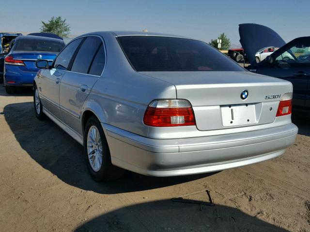 WBADT63452CH99978 - 2002 BMW 530 I AUTO SILVER photo 3