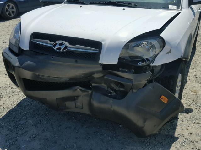 KM8JN72D57U631680 - 2007 HYUNDAI TUCSON SE WHITE photo 9