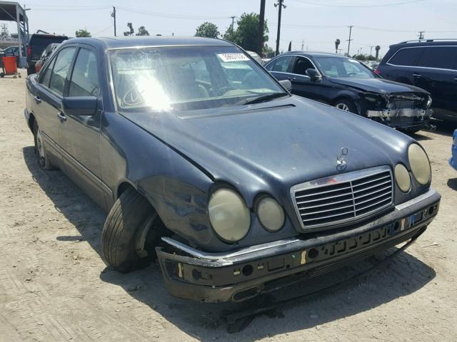 WDBJF72F0VA470123 - 1997 MERCEDES-BENZ E 420 BLUE photo 1