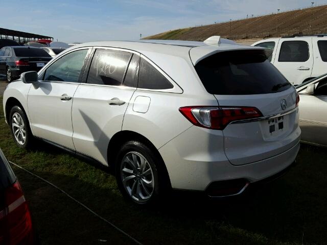 5J8TB3H54HL015363 - 2017 ACURA RDX WHITE photo 3