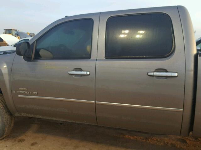 1GCJK73K59F139653 - 2009 CHEVROLET SILVERADO GRAY photo 9