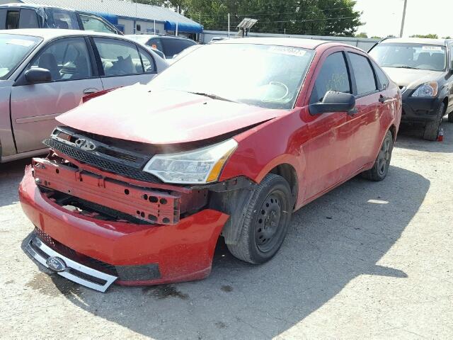 1FAHP34N98W123347 - 2008 FORD FOCUS S/SE RED photo 2