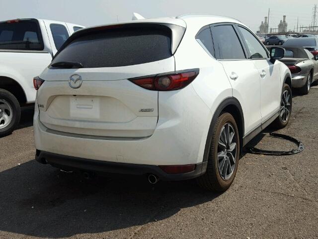 JM3KFADLXH0122708 - 2017 MAZDA CX-5 WHITE photo 4