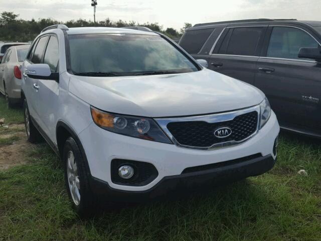 5XYKTCA67DG391281 - 2013 KIA SORENTO LX WHITE photo 1