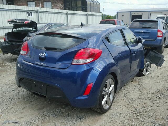 KMHTC6AD5GU302360 - 2016 HYUNDAI VELOSTER BLUE photo 4