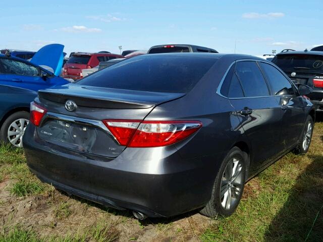 4T1BF1FK9GU232794 - 2016 TOYOTA CAMRY LE ნაცრისფერი ფოტო 4