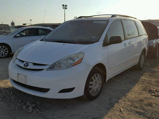 5TDKK4CC7AS297184 - 2010 TOYOTA SIENNA WHITE photo 2