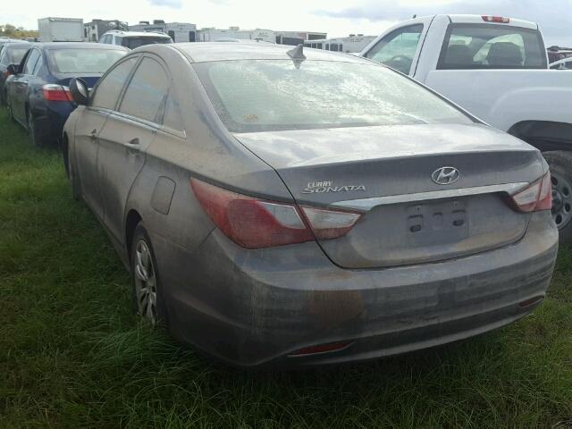 5NPEB4AC1BH226232 - 2011 HYUNDAI SONATA GLS GRAY photo 3