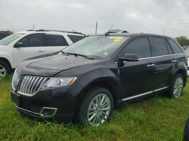 2LMDJ6JK4EBL06559 - 2014 LINCOLN MKX MAROON photo 2