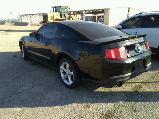 1ZVBP8CF9C5258962 - 2012 FORD MUSTANG BLACK photo 3