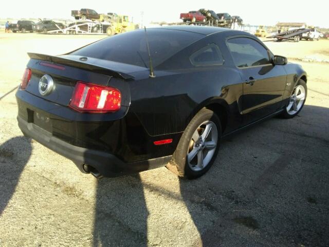 1ZVBP8CF9C5258962 - 2012 FORD MUSTANG BLACK photo 4