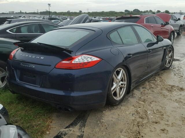 WP0AF2A78DL076788 - 2013 PORSCHE PANAMERA BLUE photo 4