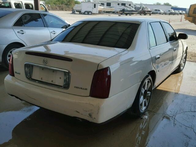 1G6KD54Y04U151271 - 2004 CADILLAC DEVILLE WHITE photo 4