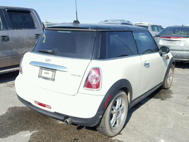 WMWSU3C56BT253568 - 2011 MINI COOPER CREAM photo 4