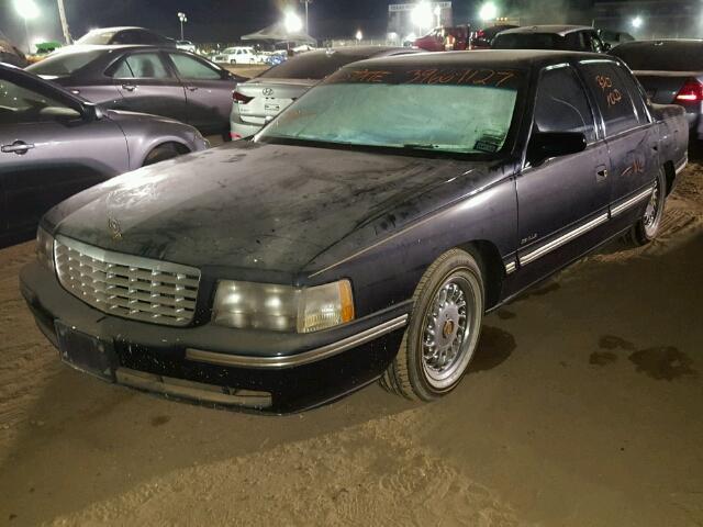 1G6KD54Y3WU785578 - 1998 CADILLAC DEVILLE BLUE photo 2