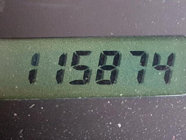 KL1TJ52604B258500 - 2004 CHEVROLET AVEO LS WHITE photo 8