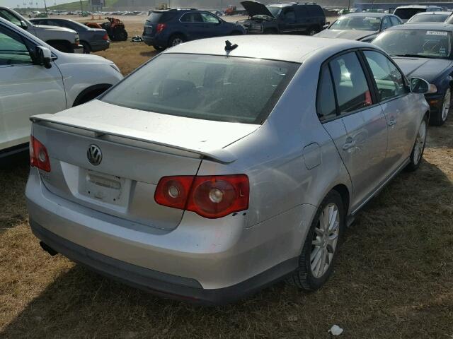 3VWWJ71K17M100340 - 2007 VOLKSWAGEN JETTA GLI SILVER photo 4