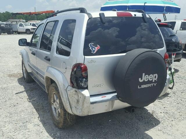 1J4GK38K45W685697 - 2005 JEEP LIBERTY RE SILVER photo 3