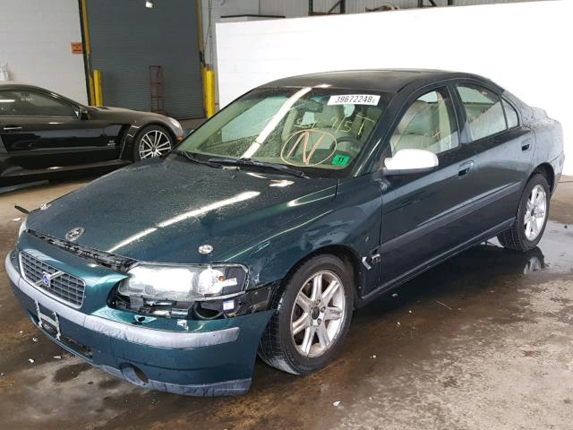 YV1RS61R322131622 - 2002 VOLVO S60 Зеленый фото 2