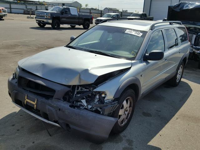 YV1SZ59H841123365 - 2004 VOLVO XC70 SILVER photo 2