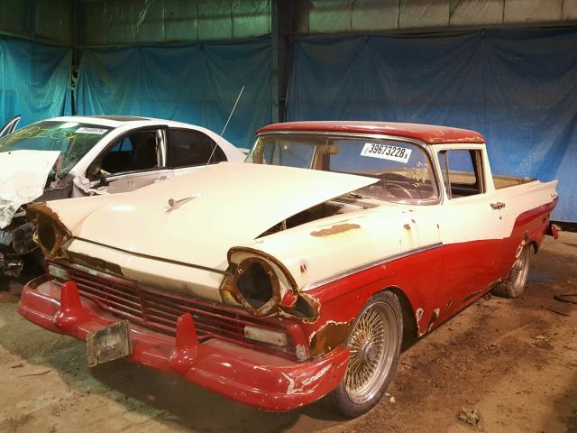 C7RF154262 - 1957 FORD RANCHERO TWO TONE photo 2