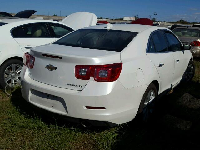 1G11E5SA7GF158070 - 2016 CHEVROLET MALIBU LIM WHITE photo 4