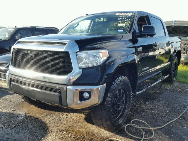 5TFDW5F10FX486581 - 2015 TOYOTA TUNDRA BLACK photo 2