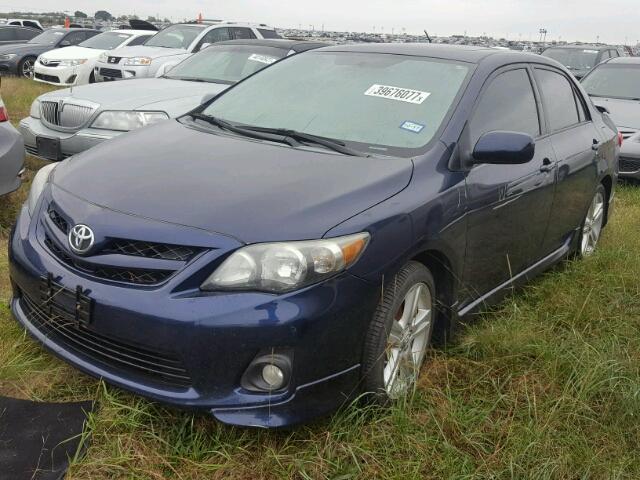 5YFBU4EE1DP114822 - 2013 TOYOTA COROLLA BLUE photo 2