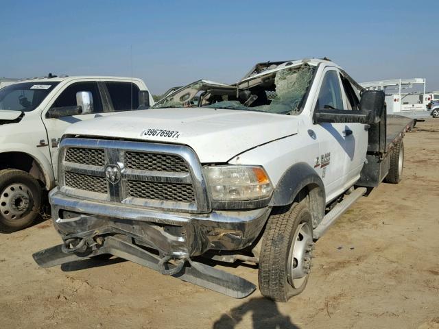 3C7WRNFL6FG584703 - 2015 RAM 5500 WHITE photo 2