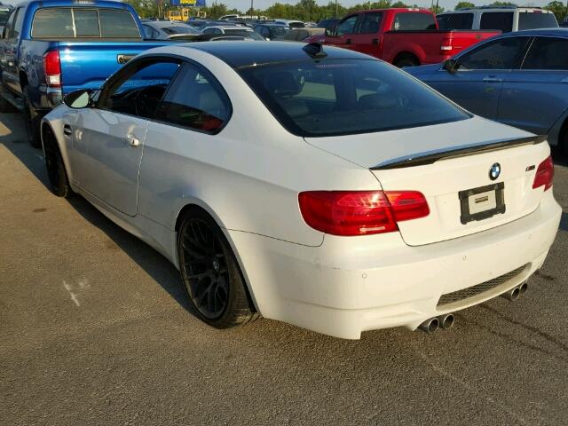 WBSKG9C58BE646305 - 2011 BMW M3 WHITE photo 3