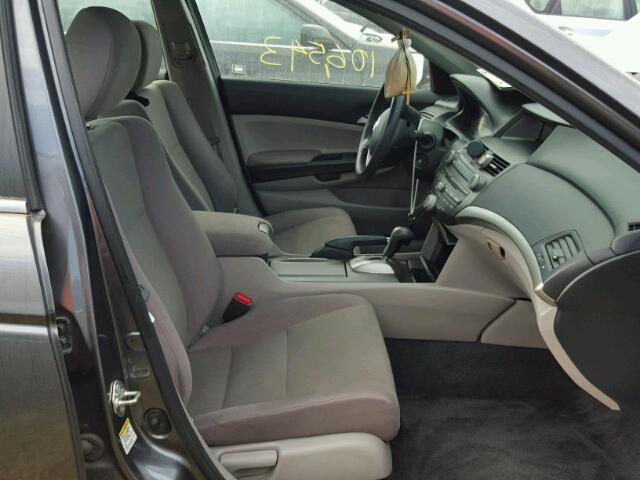 1HGCP2F36CA203772 - 2012 HONDA ACCORD GRAY photo 5