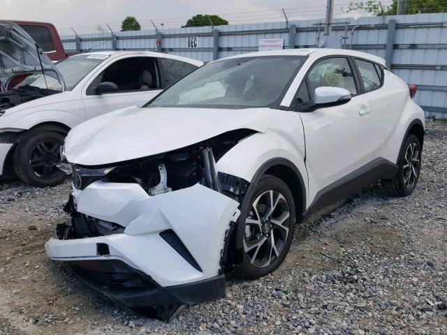 NMTKHMBX0JR058271 - 2018 TOYOTA C-HR XLE WHITE photo 2