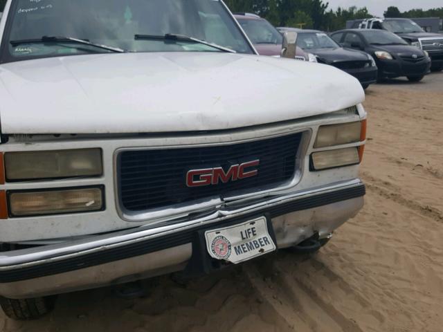 1GTHC39J8VE526071 - 1997 GMC SIERRA C35 WHITE photo 9