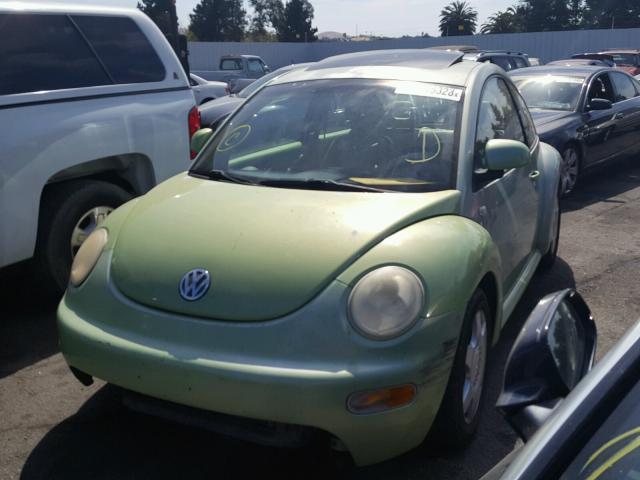 3VWCC21C3XM451405 - 1999 VOLKSWAGEN NEW BEETLE 绿色 照片 2