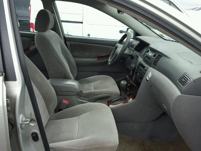 2T1BR38E64C309063 - 2004 TOYOTA COROLLA CE GRAY photo 5