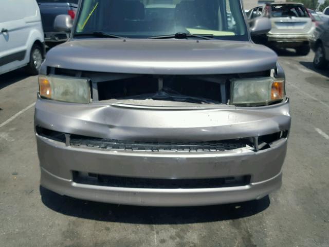 JTLKT324540147491 - 2004 TOYOTA SCION XB Grau Foto 9