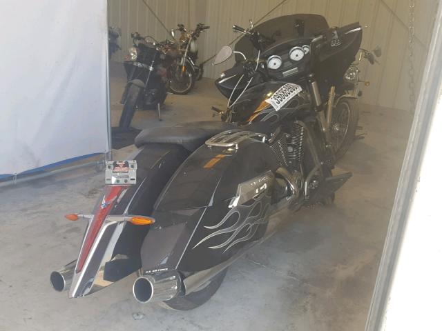 5VPDW36N2D3020115 - 2013 VICTORY MOTORCYCLES CROSS COUN Noir photo 4