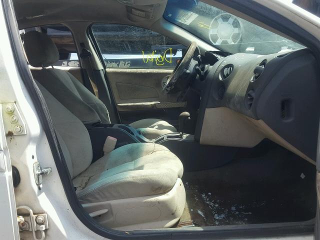 2G2WP522641334498 - 2004 PONTIAC GRAND PRIX WHITE photo 5